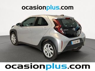 Toyota Aygo X Cross 1.0 VVT-I Play 53 kW (72 CV)