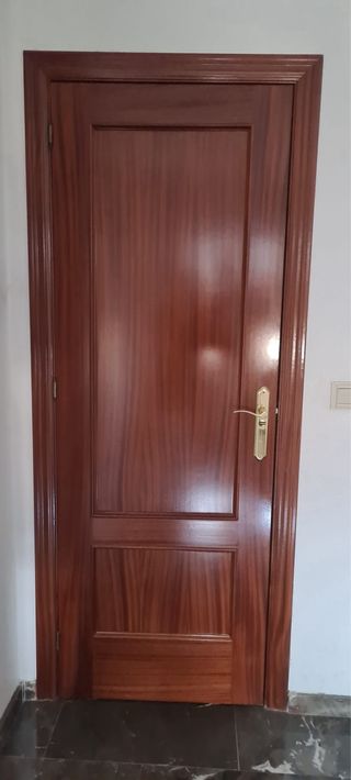 Puertas de madera con cristal