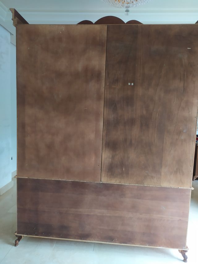 Vitrina expositora clásica madera