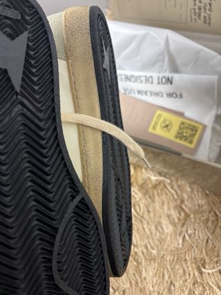 Golden Goose Ballstar Sneakers Grises y Blancas