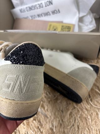 Golden Goose Ballstar Sneakers Grises y Blancas