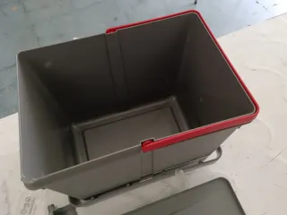 Contenedor basura Emuca para mueble