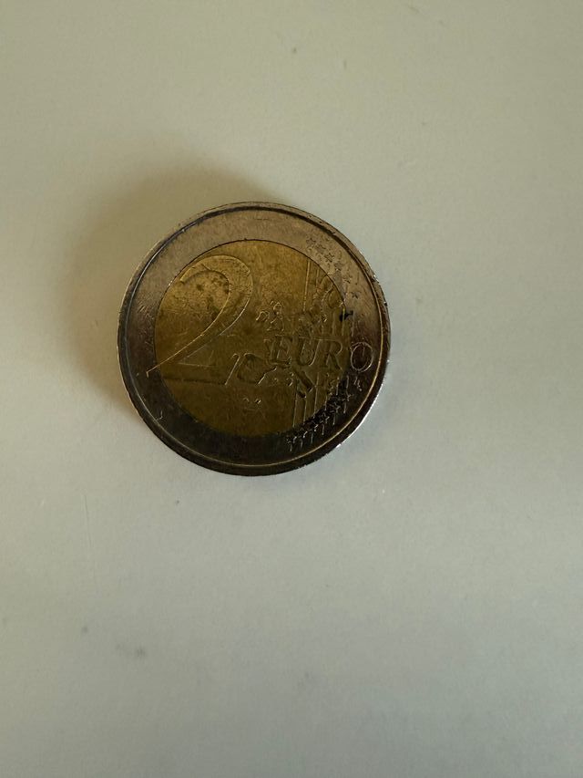 Moneda 2 euros española con error
