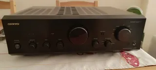Amplificatore Onkyo A-9377. Come nuovo.