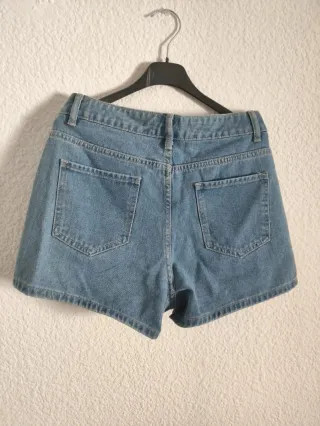 Shorts vaqueros rotos mujer