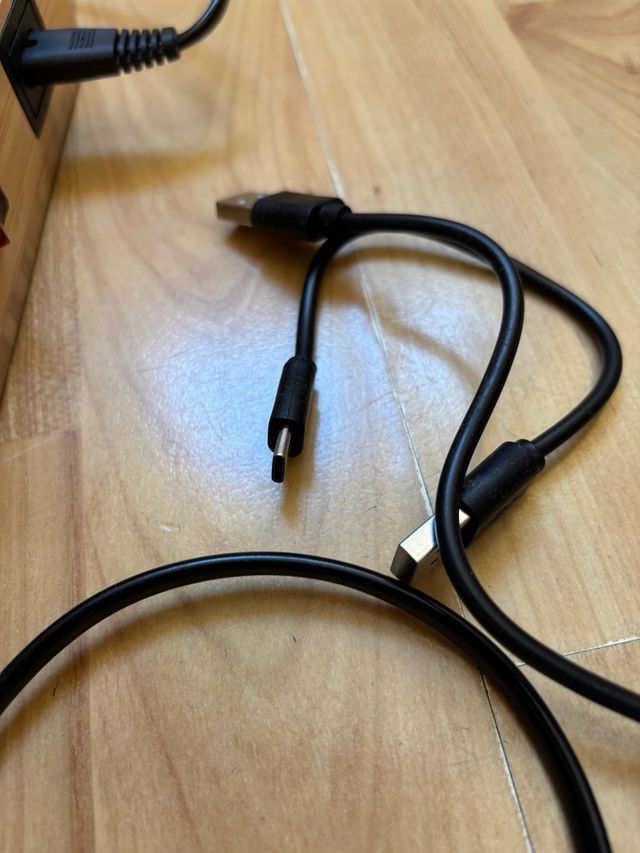 Estación de Carga Bambú