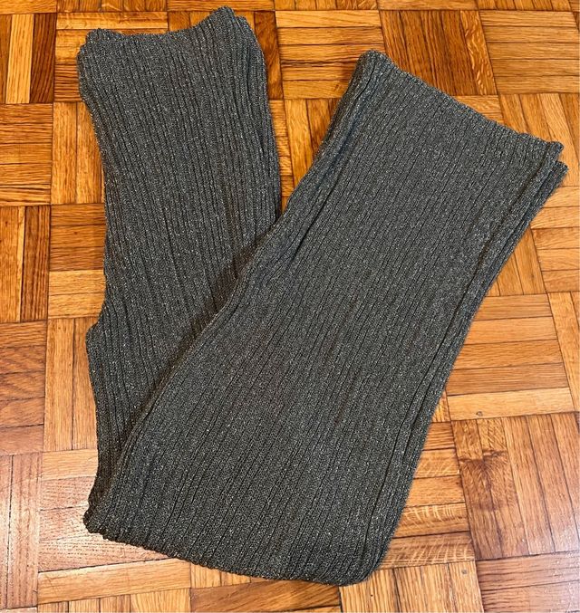 Pantalón de punto Mango con glitter.