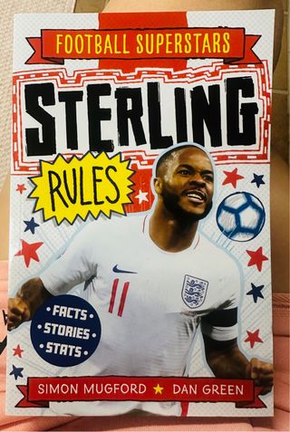 Sterling Rules Football Superstars libro inglés
