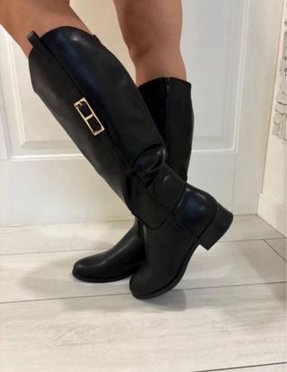 Stivali donna neri con zip e fibbia dorata tg 40