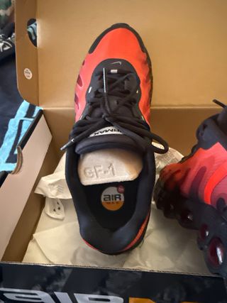 Nike Air Max DN Zapatillas Rojas y Negras
