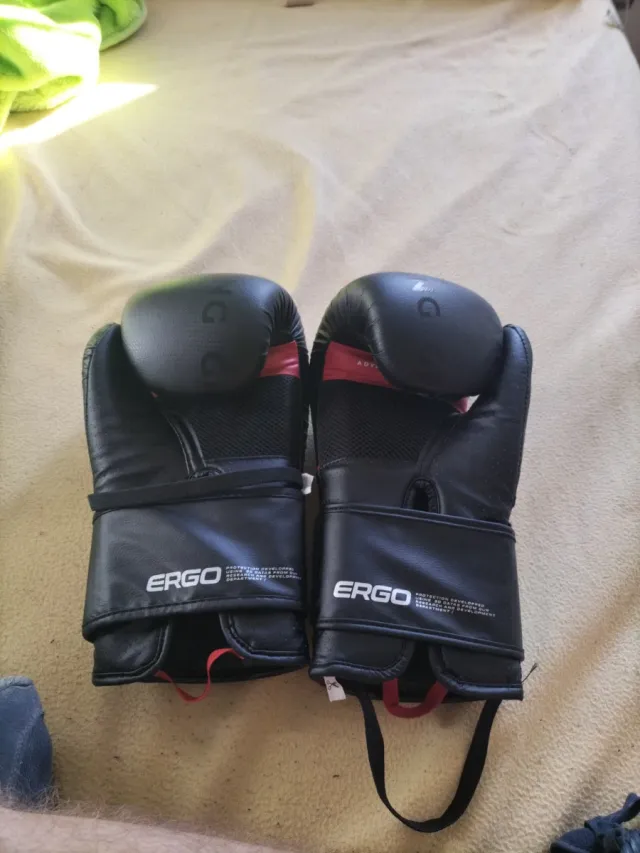 Guantes de boxeo Outshock negros 624829766