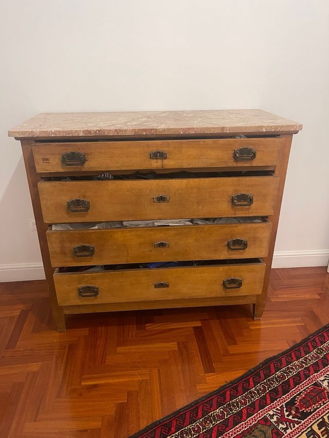 Como' antico con piano in marmo