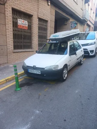 Peugeot 106 2001 etiqueta B