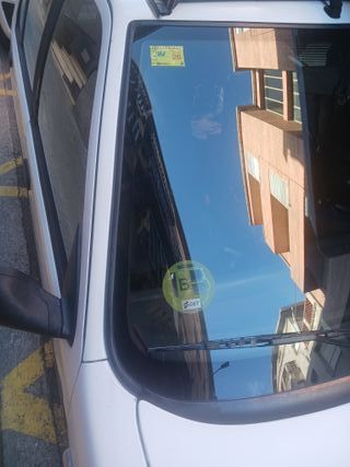 Peugeot 106 2001 etiqueta B