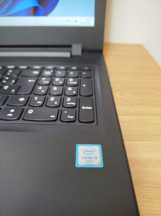 Portátil Lenovo i5
