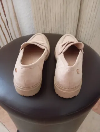 Mocasines beige suela track