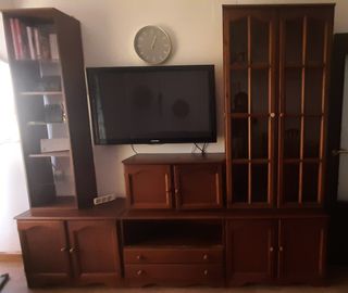 Conjunto Muebles Comedor: Vitrina, Mesa y 6 Sillas