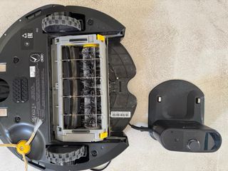 Robot aspirador Roomba 692