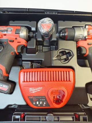Lote Milwaukee M12 FUEL