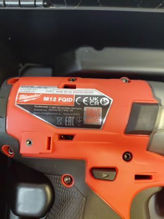 Lote Milwaukee M12 FUEL