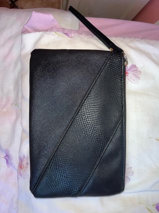 Bolso de mano negro