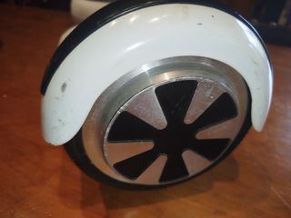 Hoverboard blanco y negro