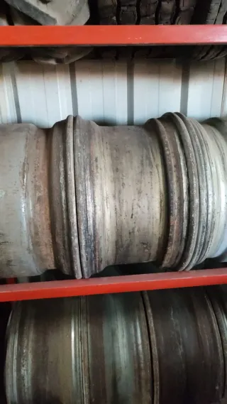 Llantas Camión 22.5