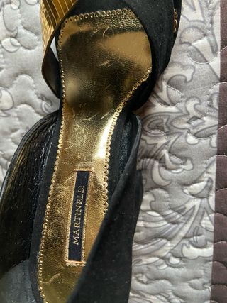 Zapatos de fiesta Martinelli negros y dorados