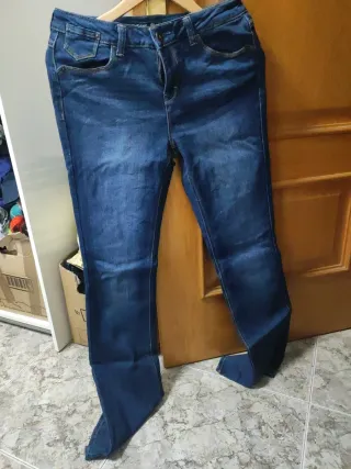 Pantalón vaquero C&A mujer talla 38