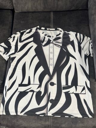 Camiseta Estampada Traje Cebra