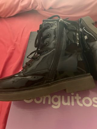 Botas charol negras