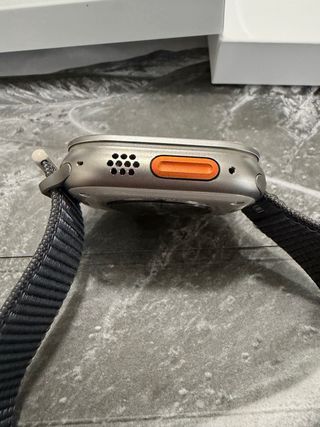 Apple Watch Ultra 2 49mm Titanium Orange/Beige 