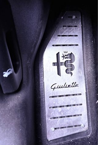 Poggiapiedi Alfa Romeo Giulietta