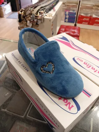 Zapatillas azules talla 35 nuevas