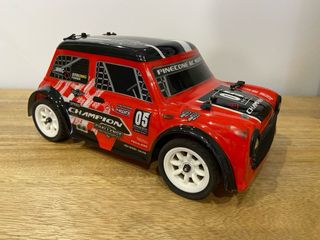 Coche RC UDIRC SG1605Pro Brushless 4WD 1:16