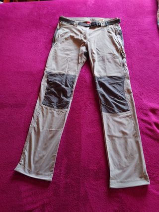 Pantalón mujer Trangoworld. Precio a negociar.