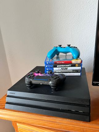PS4 Pro 1TB + Mandos y Juegos  