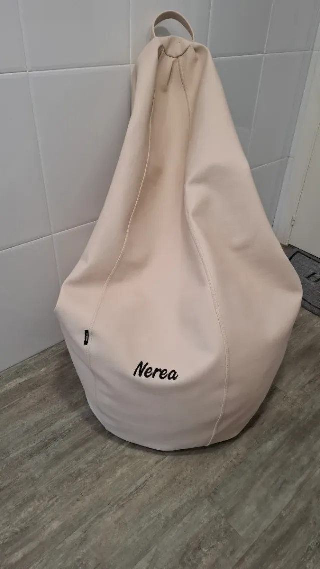 Puff asiento piel sintética beige