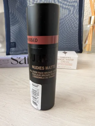 Lote Maquillaje Saie, Charlotte Tilbury, Nudestix