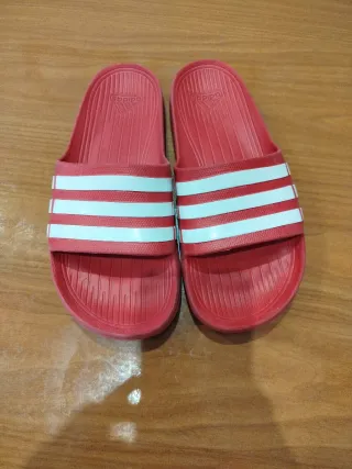 Chanclas Adidas Rojas