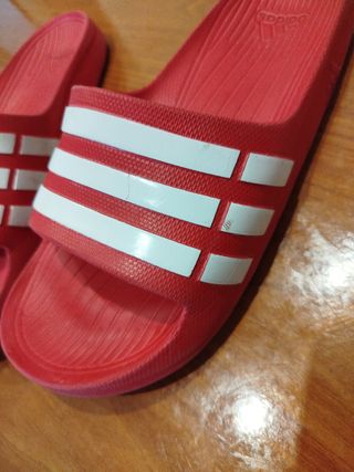 Chanclas Adidas Rojas