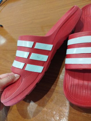 Chanclas Adidas Rojas