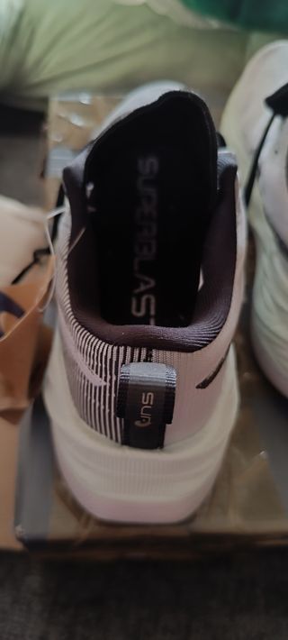 Asics Superblast Talla 39