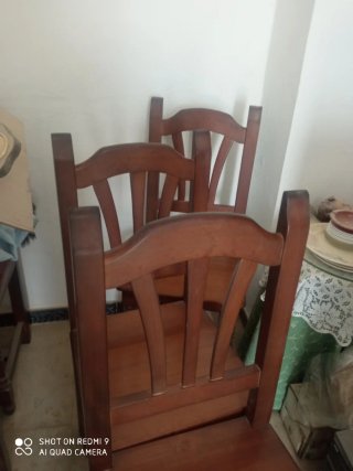 6 Sillas de Madera color nogal