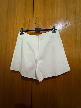Falda pantalón blanca con cordones