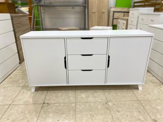 APARADOR BLANCO CON DOS PUERTAS Y 3 CAJONES NUEVO
