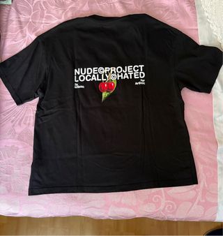 camiseta NUDE PROJECT 