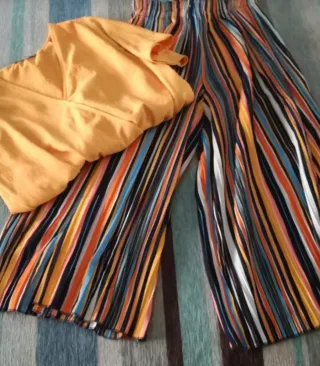 Conjunto pantalón y blusa rayas
