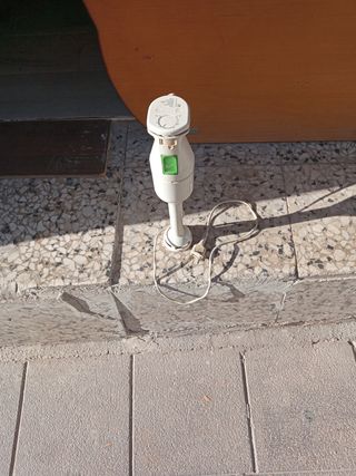 Batidora de mano blanca