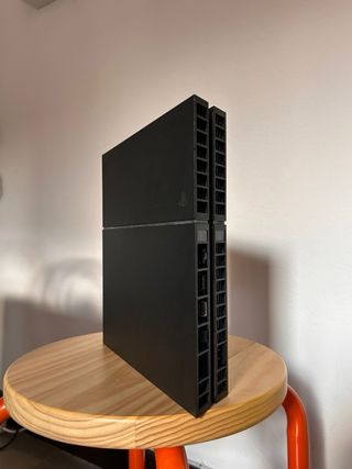 PlayStation 4 PS4 Negra + mando